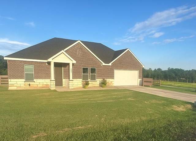 Property at 2352 Wynchase Ln, Crandall, TX 75114, 4 beds, 2 baths