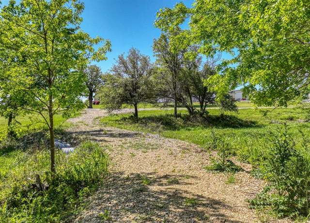 Property at 1108 Paradise Pkwy, Poolville, TX 76487