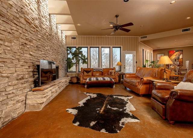 Property at 409 Quail Ridge Rd, Aledo, TX 76008, 3 beds, 3 baths