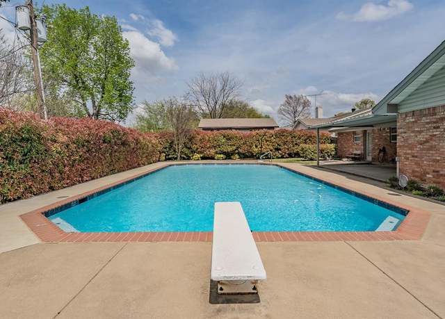 Property at 6305 Tosca Dr, Haltom City, TX 76180, 4 beds, 3 baths