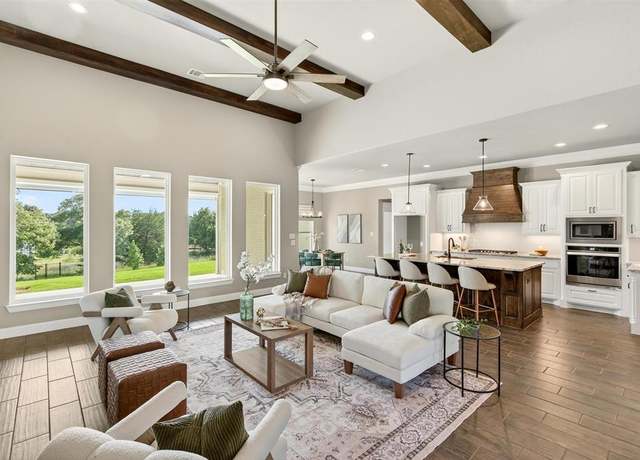 Property at 3320 Acorn Hill Trl, Weatherford, TX 76087, 4 beds, 3 baths