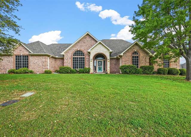 Property at 3429 Winding Oak Ln E, Burleson, TX 76028, 4 beds, 2.5 baths