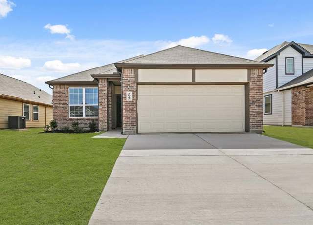 Property at 5045 Cervinae Rd, Fort Worth, TX 76036, 3 beds, 2 baths