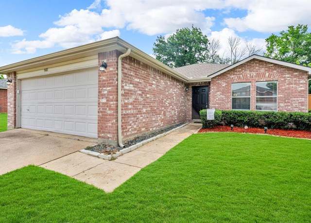 Property at 9401 Glen Falls Ln, Denton, TX 76210, 3 beds, 2 baths