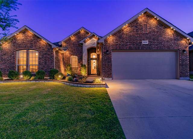Property at 2216 Rosalinda Pass, Fort Worth, TX 76131, 4 beds, 3 baths