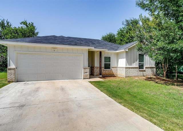 Property at 309 Francis St, Hillsboro, TX 76645, 3 beds, 2 baths