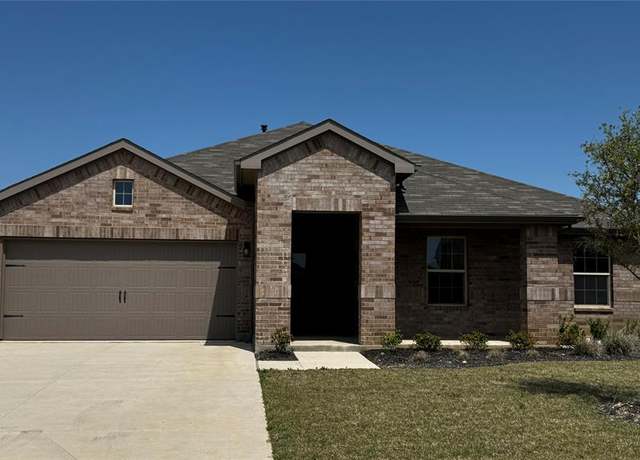 Property at 1918 Cookes Ln, Cleburne, TX 76033, 4 beds, 2 baths
