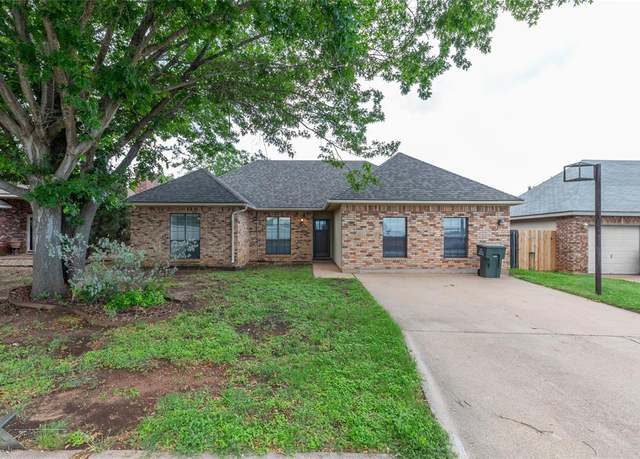 Property at 7334 Beck Ave, Abilene, TX 79606, 4 beds, 2 baths