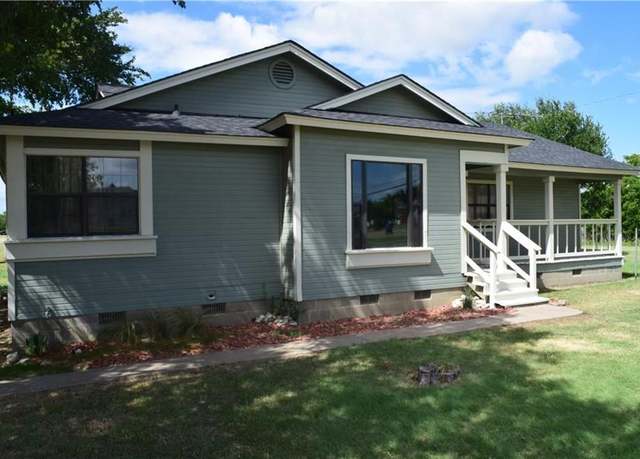 Property at 208 Maple St, Gunter, TX 75058, 3 beds, 2 baths