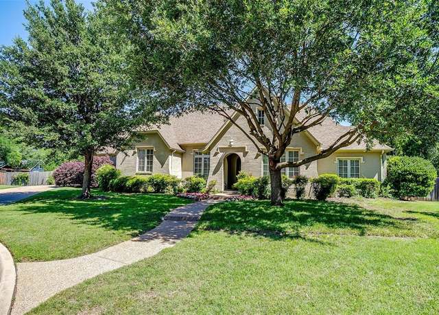 Property at 6700 Lions Gate Ct, Arlington, TX 76001, 3 beds, 2.5 baths