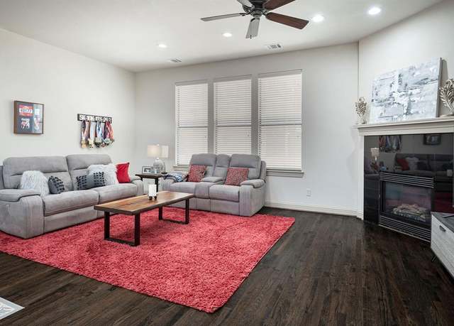 Property at 7407 Coronado Way, Dallas, TX 75214, 3 beds, 2.5 baths