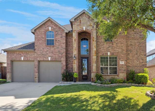 Property at 2925 Softwood Cir, Fort Worth, TX 76244, 4 beds, 2.5 baths