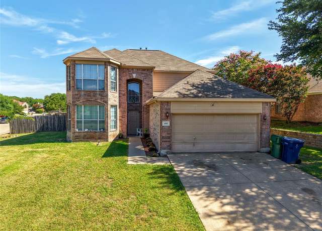 Property at 4001 Chinaberry Dr, Garland, TX 75043, 4 beds, 2.5 baths