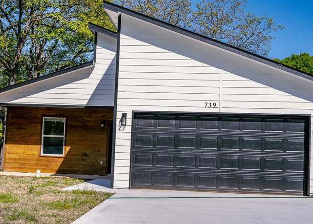 Property at 739 Oak Leaf Trl, East Tawakoni, TX 75472, 3 beds, 2 baths