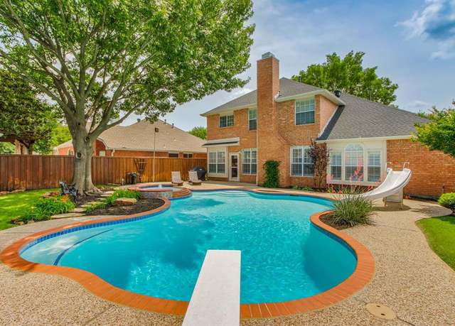 Property at 612 Autumn Ln, Flower Mound, TX 75028, 4 beds, 2.5 baths