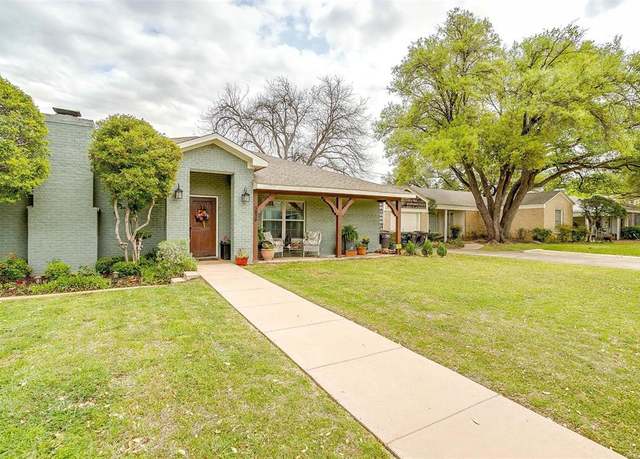 Property at 3829 Carolyn Rd, Fort Worth, TX 76109, 3 beds, 2 baths