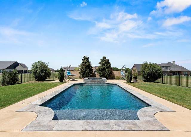 Property at 4455 Lake Breeze Dr, Mckinney, TX 75071, 4 beds, 2.5 baths
