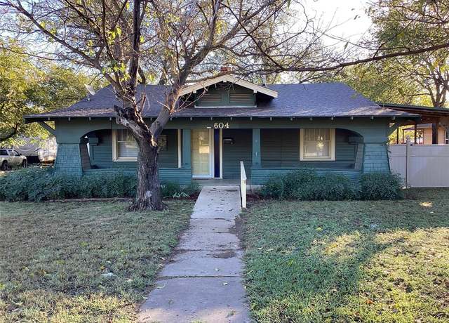Property at 604 S Seaman St, Eastland, TX 76448, 2 beds, 2 baths