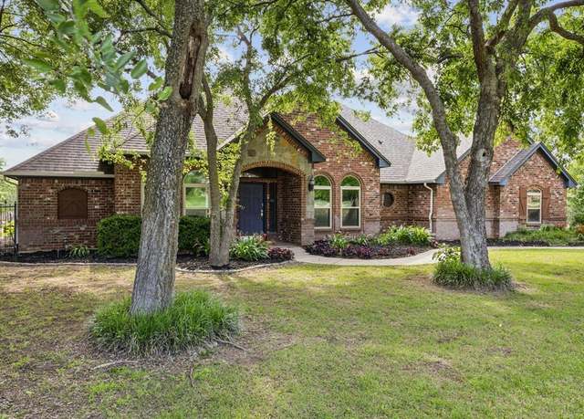Property at 106 Morning Star Trl, Aurora, TX 76078, 3 beds, 2 baths
