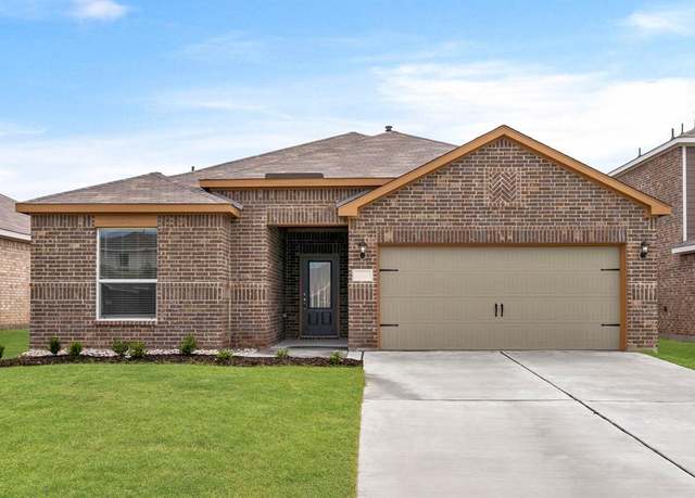 Property at 13409 Gitty Up Cir, Cresson, TX 76035, 4 beds, 2 baths