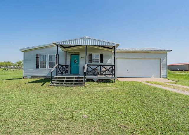 Property at 4055 Victor Blvd, Kemp, TX 75143, 3 beds, 2 baths