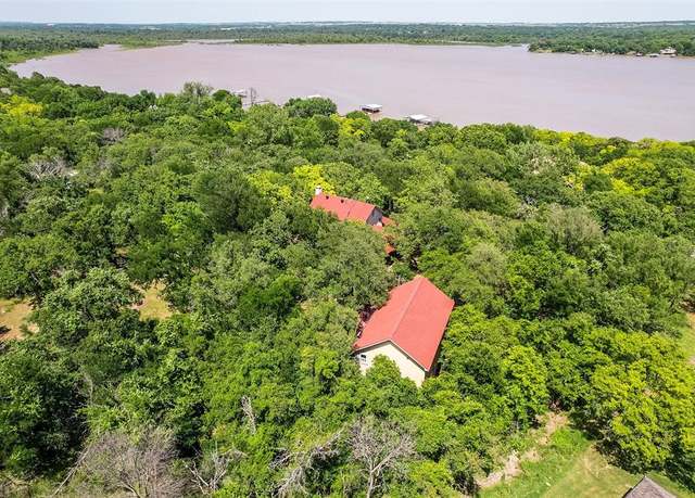 Property at 213 Eagle Pt N, Azle, TX 76020, 3 beds, 3 baths