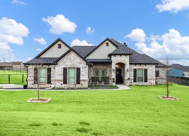 Property at 217 Grace Ln, Azle, TX 76020, 4 beds, 2 baths