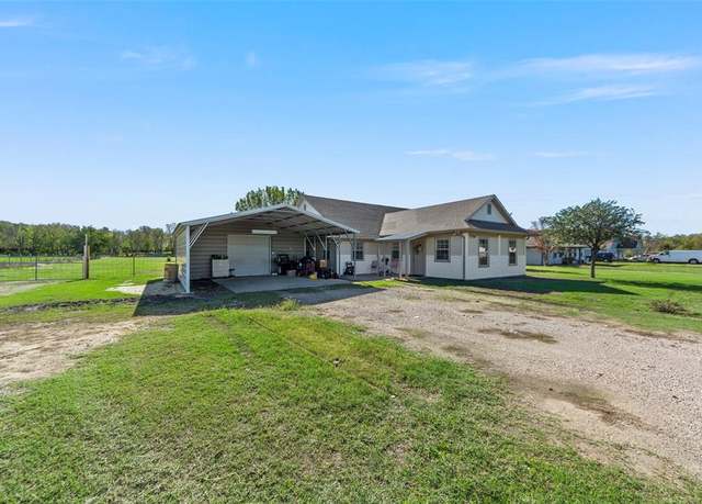 Property at 5795 Spillane St, Nevada, TX 75173, 3 beds, 2 baths