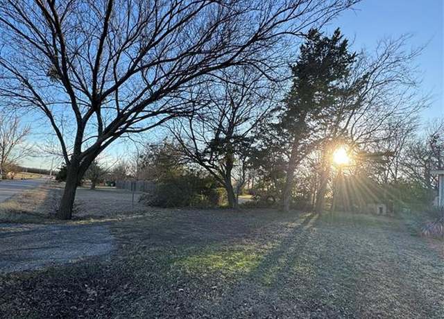 Property at 208 John Fielder Dr, Sherman, TX 75090