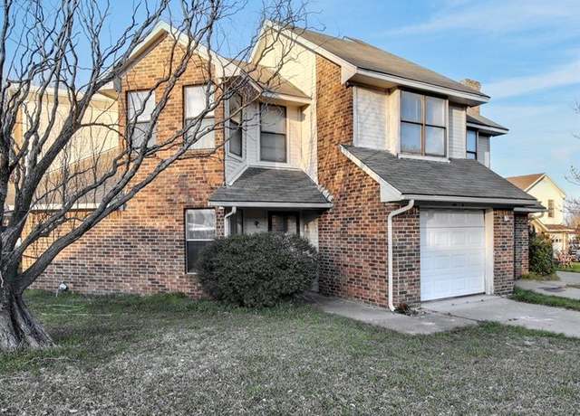 Property at 1705 La Salle Dr, Sherman, TX 75090, 4 beds, 3.5 baths