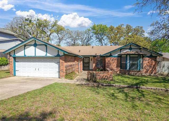 Property at 4505 Deer Lodge Ct, Arlington, TX 76017, 3 beds, 2 baths
