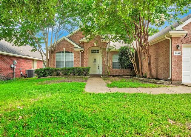 Property at 2941 Hastings Dr, Grand Prairie, TX 75052, 3 beds, 2 baths
