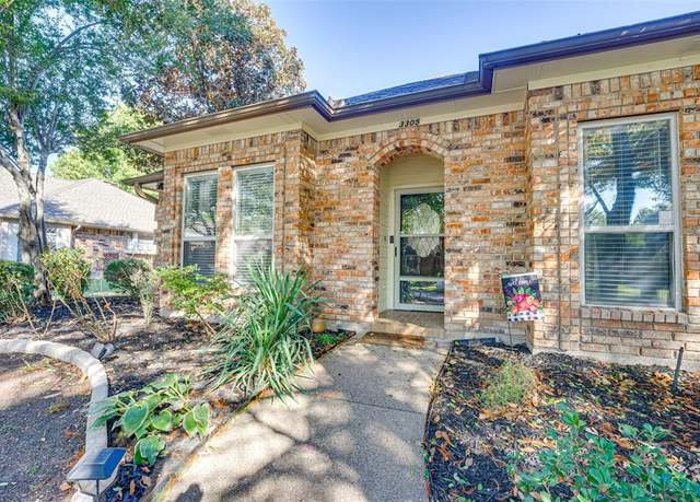 Property at 3305 Oak Trail Dr, Rowlett, TX 75088, 4 beds, 3 baths