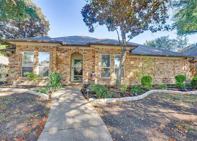 Property at 3305 Oak Trail Dr, Rowlett, TX 75088, 4 beds, 3 baths