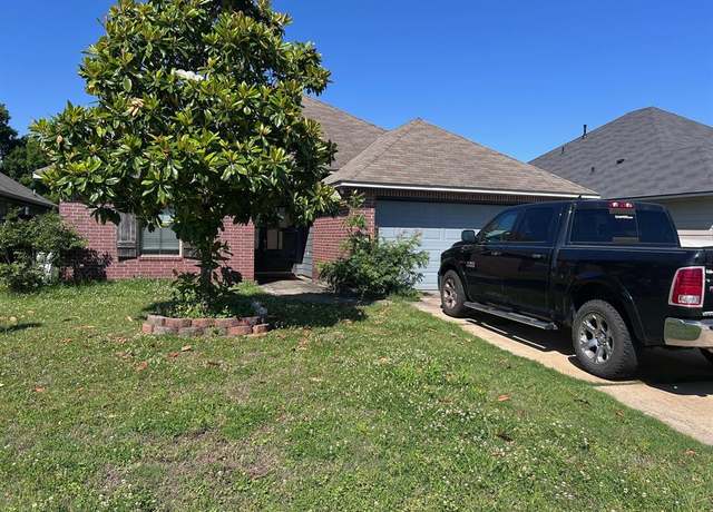Property at 3287 Grand Lake Dr, Bossier City, LA 71111, 3 beds, 2 baths