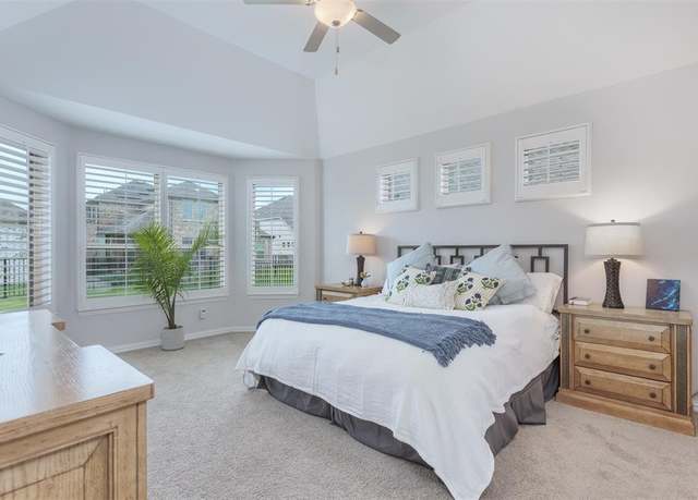 Property at 2536 Governors Blvd, Heath, TX 75126, 3 beds, 2.5 baths