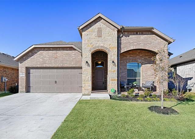 Property at 14521 Bootes Dr, Haslet, TX 76052, 5 beds, 3 baths