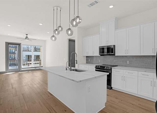 Property at 2700 Old Denton Rd #2225, Carrollton, TX 75007, 2 beds, 2 baths