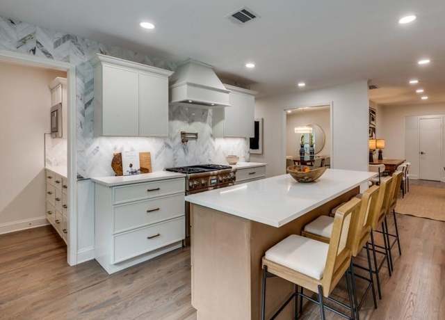 Property at 4424 Riveridge Dr, Fort Worth, TX 76109, 4 beds, 4 baths