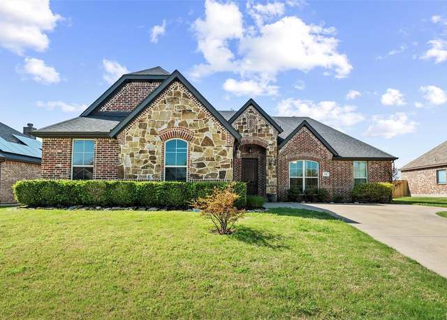 Property at 105 Abbey Rd, Waxahachie, TX 75165, 3 beds, 2 baths
