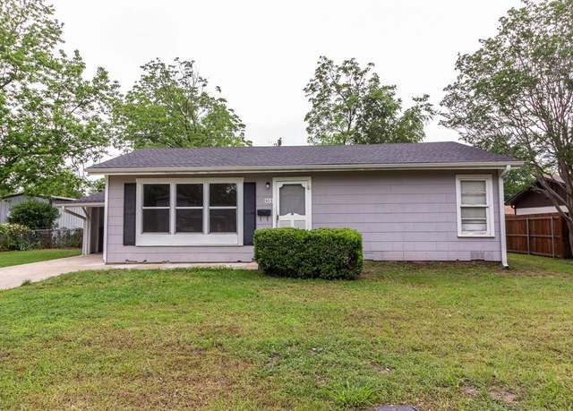 Property at 303 E 8th St, Kaufman, TX 75142, 2 beds, 1 bath