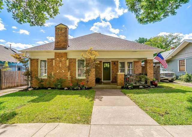 Property at 1824 5th Ave, Fort Worth, TX 76110, 3 beds, 2 baths