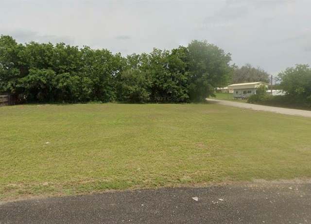 Property at 1500 Freedom St 1500 Freedom St, Goldthwaite, TX 76844