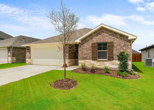 Property at 240 Sugarlands Dr, Greenville, TX 75402, 4 beds, 3 baths