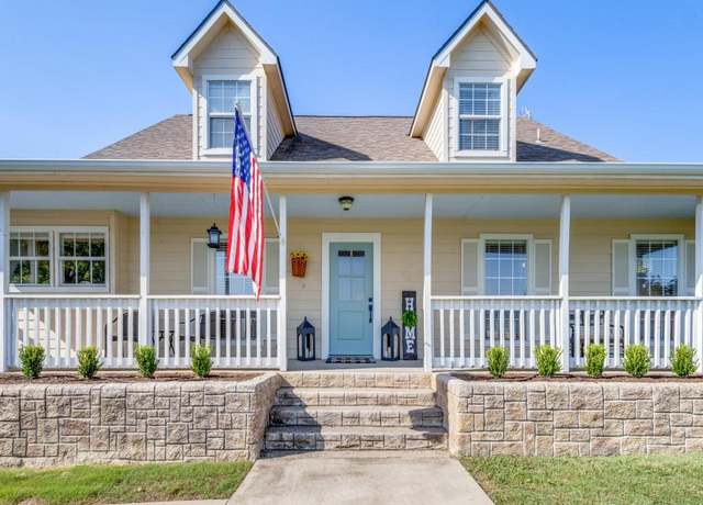 Property at 206 Cocopa Dr, Lake Kiowa, TX 76240, 4 beds, 3 baths