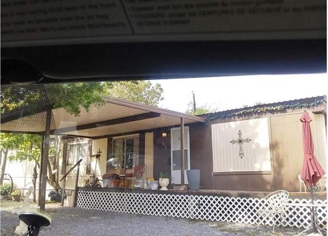 Property at 242 Cobb Ave, Van Alstyne, TX 75495, 2 beds, 1 bath
