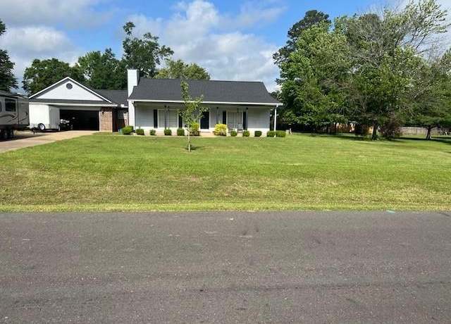 Property at 188 Julie Ln, Stonewall, LA 71078, 3 beds, 2 baths