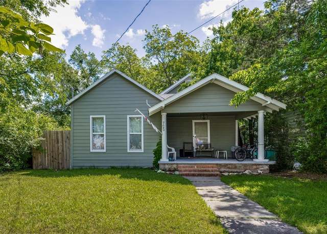 Property at 725 S Walnut St, Sherman, TX 75090, 4 beds, 3 baths