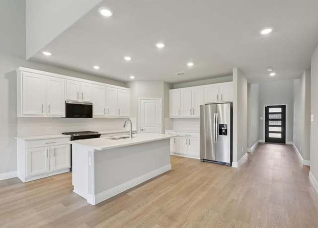 Property at 1859 Gallop Rd, Seagoville, TX 75159, 5 beds, 3 baths