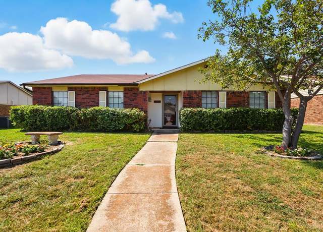 Property at 3813 Hunters Trl, Mesquite, TX 75150, 3 beds, 2 baths